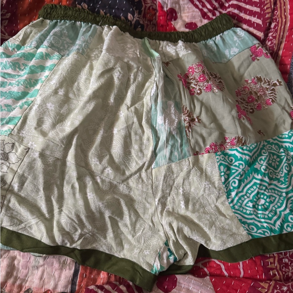 Green Patchwork Shorts - image 5
